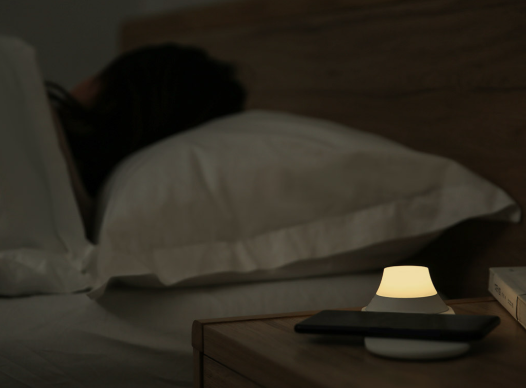 Xiaomi Yeelight Wireless Charging Night Lamp